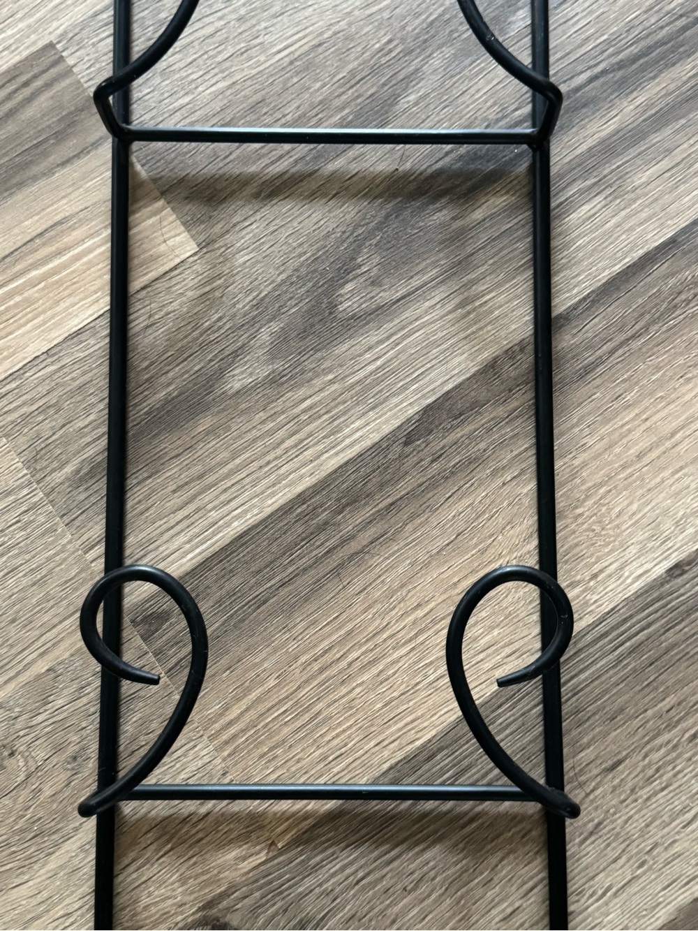 Wrought Iron 3 Plate Wall Rack - Picture 4 of 5